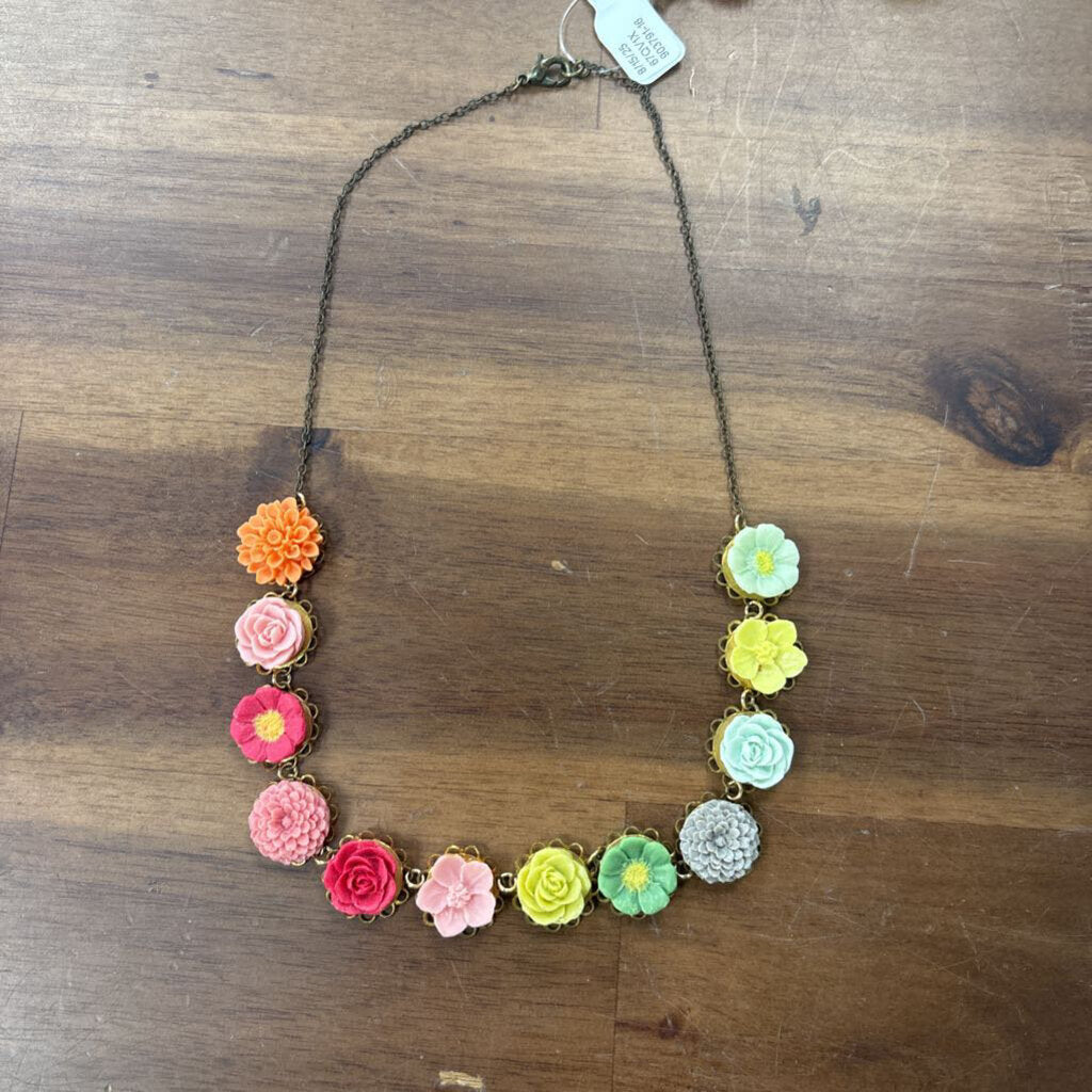 Gold/ Multi 3D Flower Necklace/ Bracelet Set