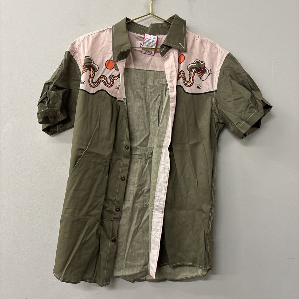 BoozeLeLe Green/ Pink Western Snake Short Sleeve Button Down Top Medium