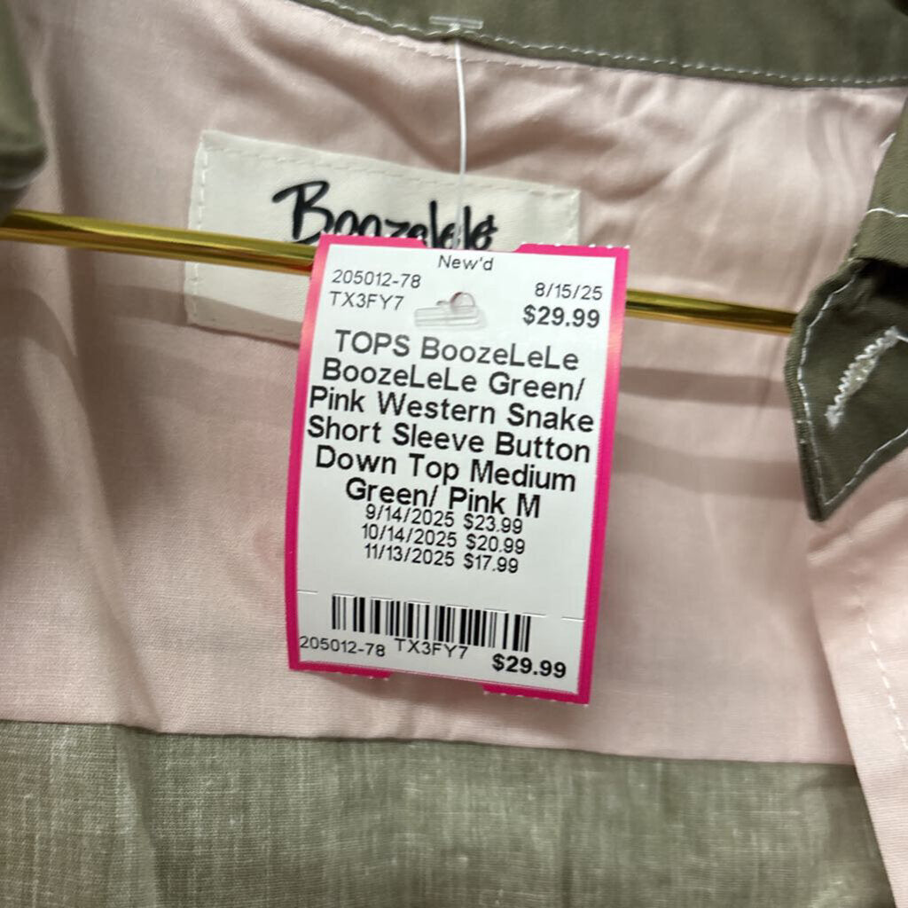 BoozeLeLe Green/ Pink Western Snake Short Sleeve Button Down Top Medium