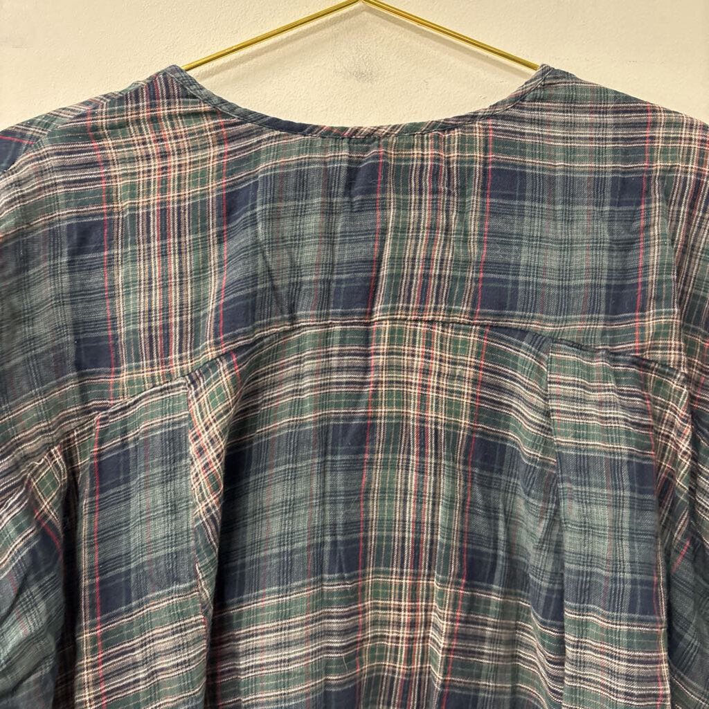 Mustard Seed Green/ Navy Plaid Long Sleeve Top Medium