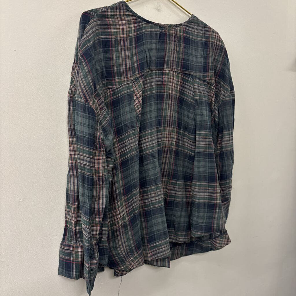 Mustard Seed Green/ Navy Plaid Long Sleeve Top Medium