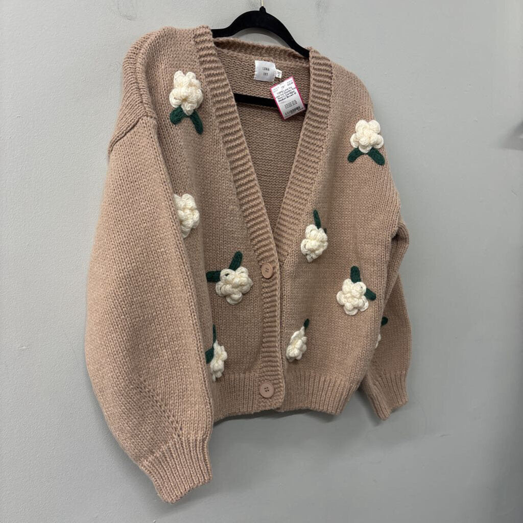 Luna Ivy Chunky Knit Flower Cardigan Medium