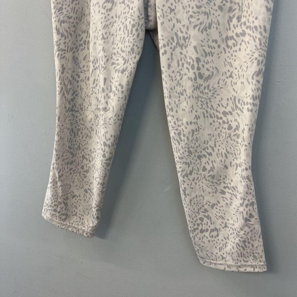 Athleta Salutation Stash Printed Crop Leggings Medium