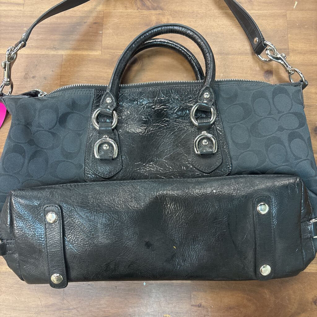 Coach Vintage Logo Shoulder Bag