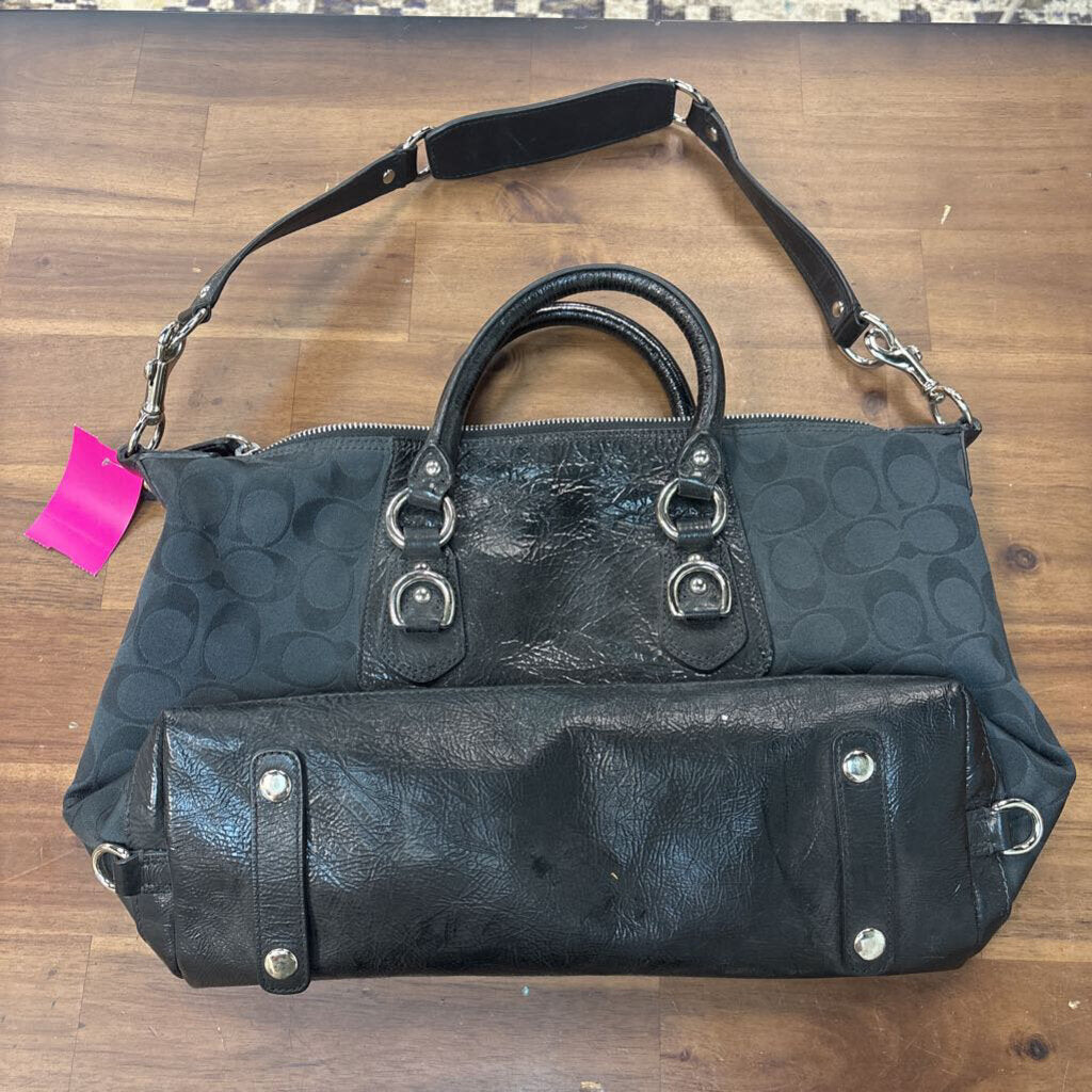 Coach Vintage Logo Shoulder Bag