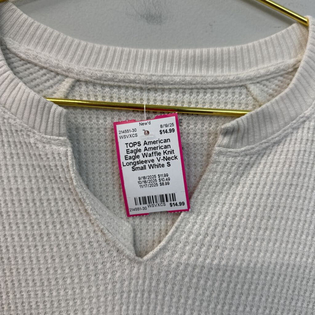 American Eagle Waffle Knit Longsleeve V-Neck Small