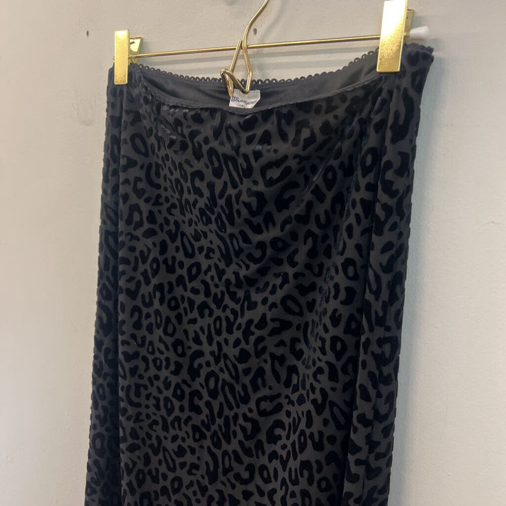 No Boundaries Burn Out Cheetah Print Skirt Extra Small