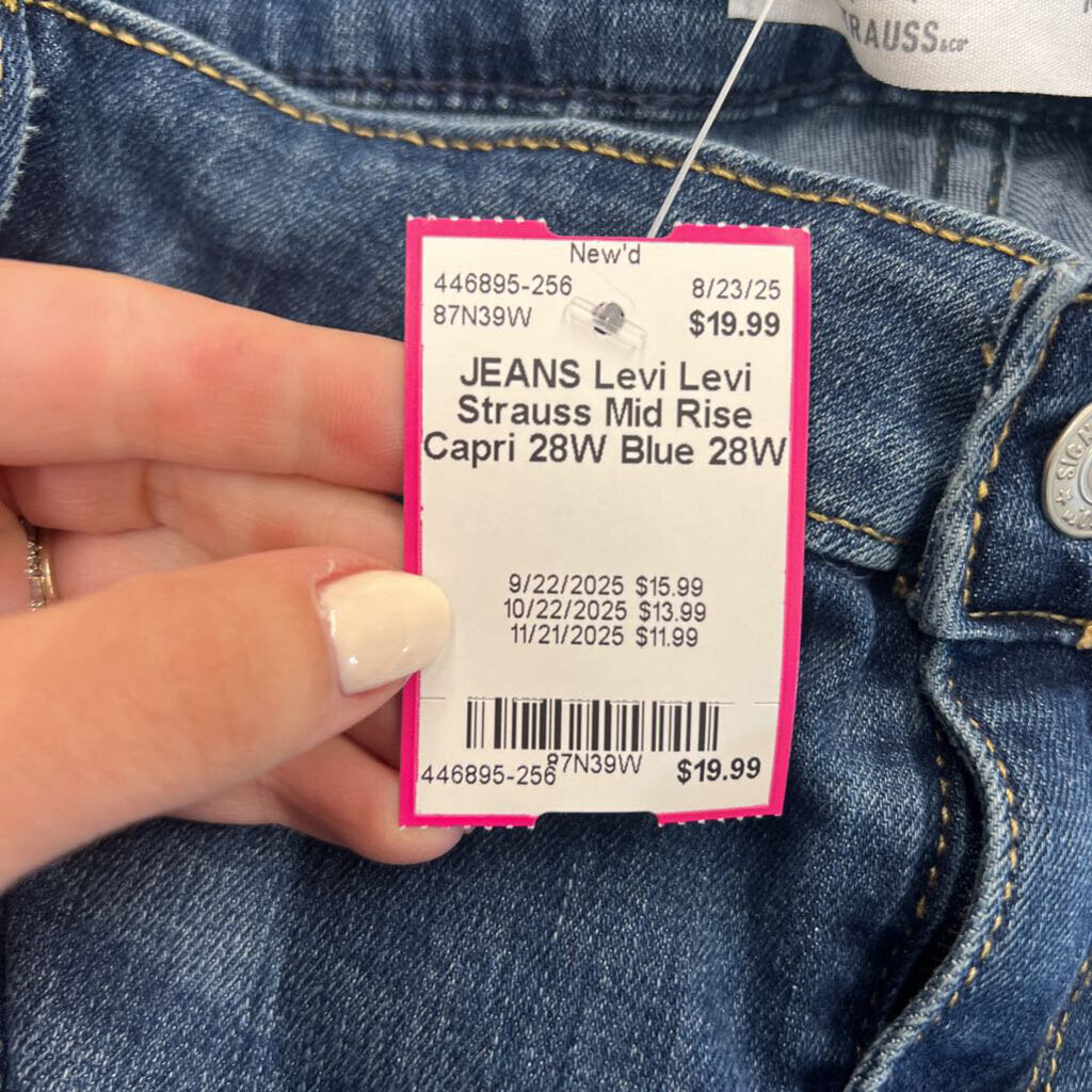 Levi Strauss Mid Rise Capri 28W