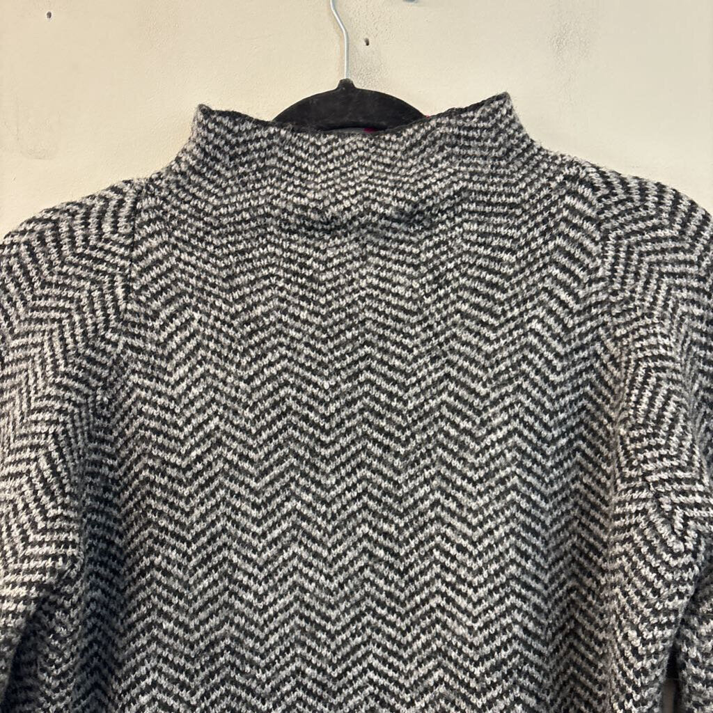 Max Studio Mock Neck Chevron Sweater Extra Small