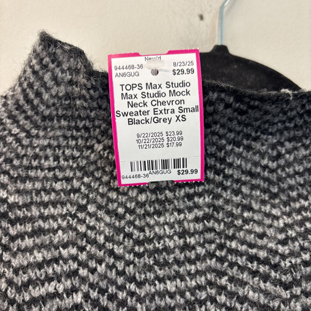 Max Studio Mock Neck Chevron Sweater Extra Small