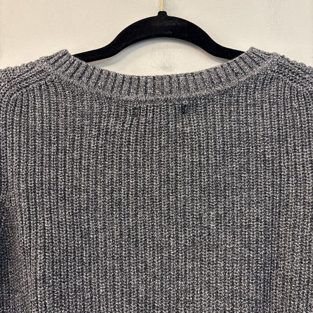 Banana Republic Crew Neck Sweater Small