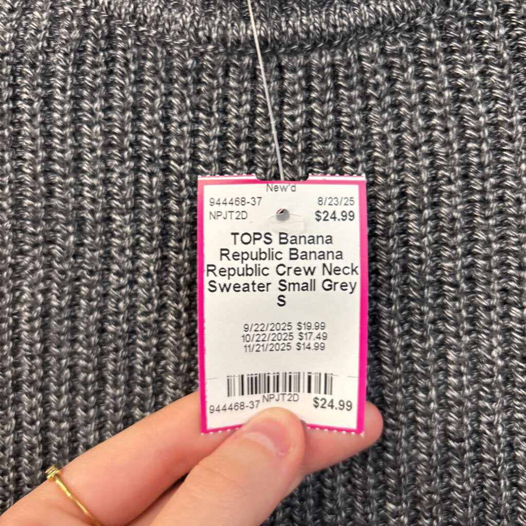 Banana Republic Crew Neck Sweater Small