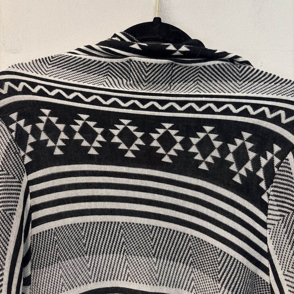 Maddison Printed Fringe Kimono Jacket Large