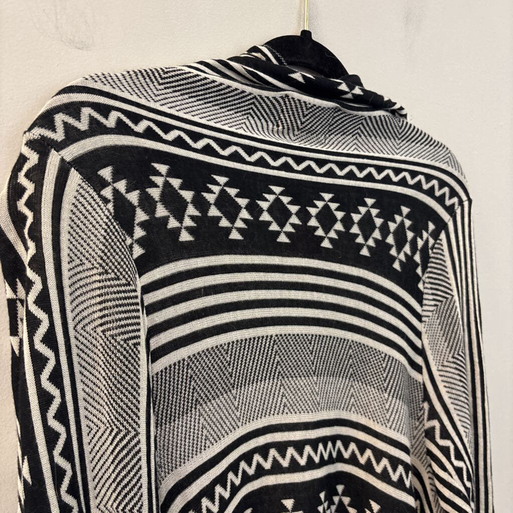 Maddison Printed Fringe Kimono Jacket Large