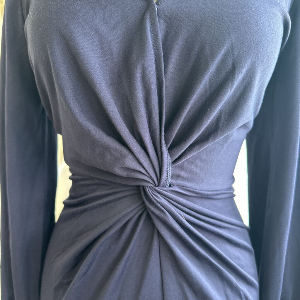 Pretty Garden Navy Long Sleeve Fitted Long Formal Dress Medium