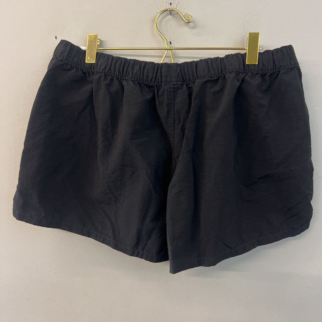 Patagonia Black Athletic Shorts Extra Large