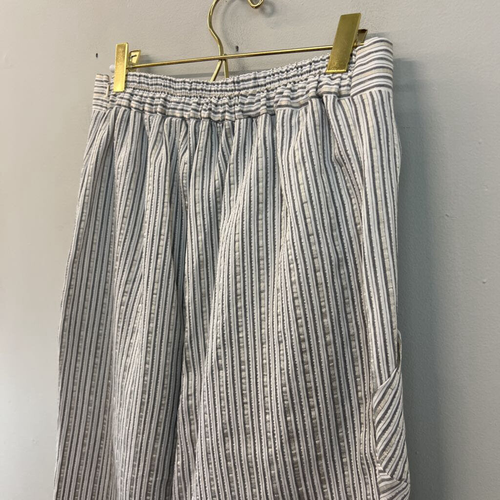 Ozai N Ku White/ Grey Metallic Striped Wide Leg Pull On Pants Medium