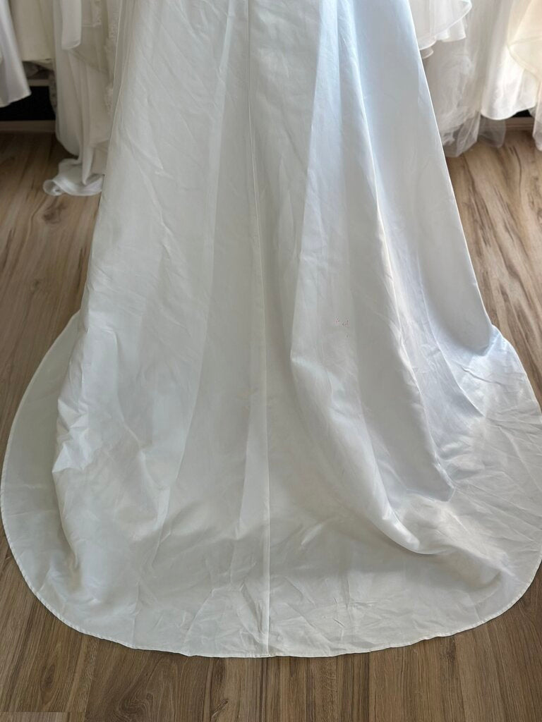 Lulus Ivory Simple A Line Bridal Gown Extra Large