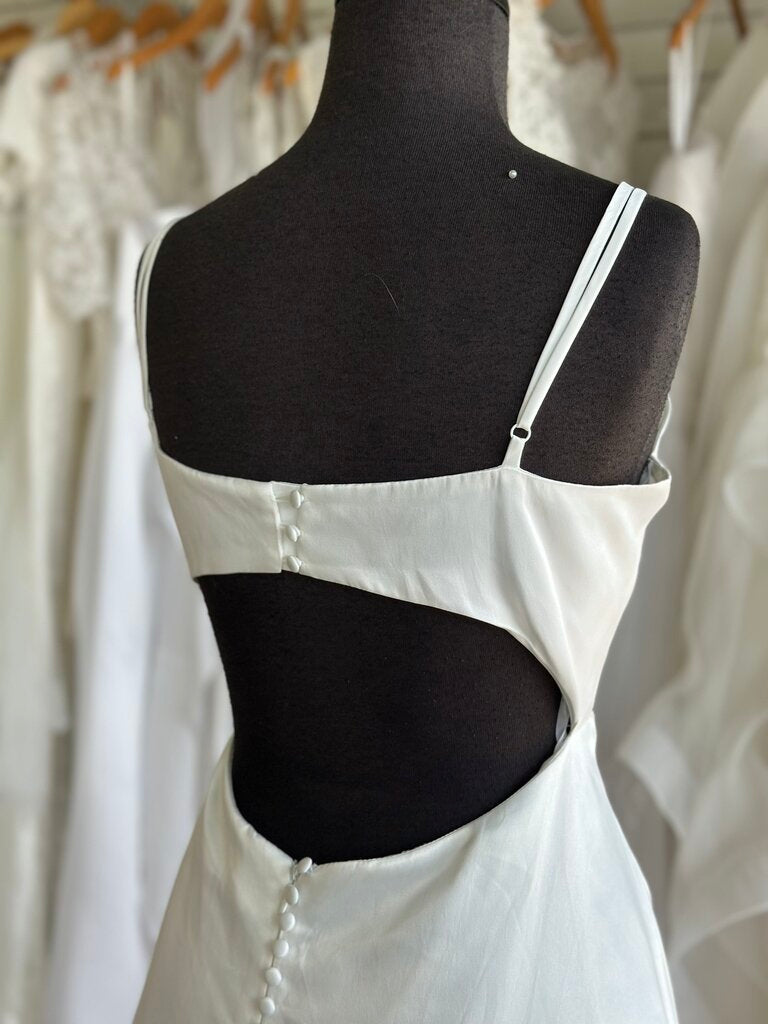Lulus Ivory Simple A Line Bridal Gown Extra Large