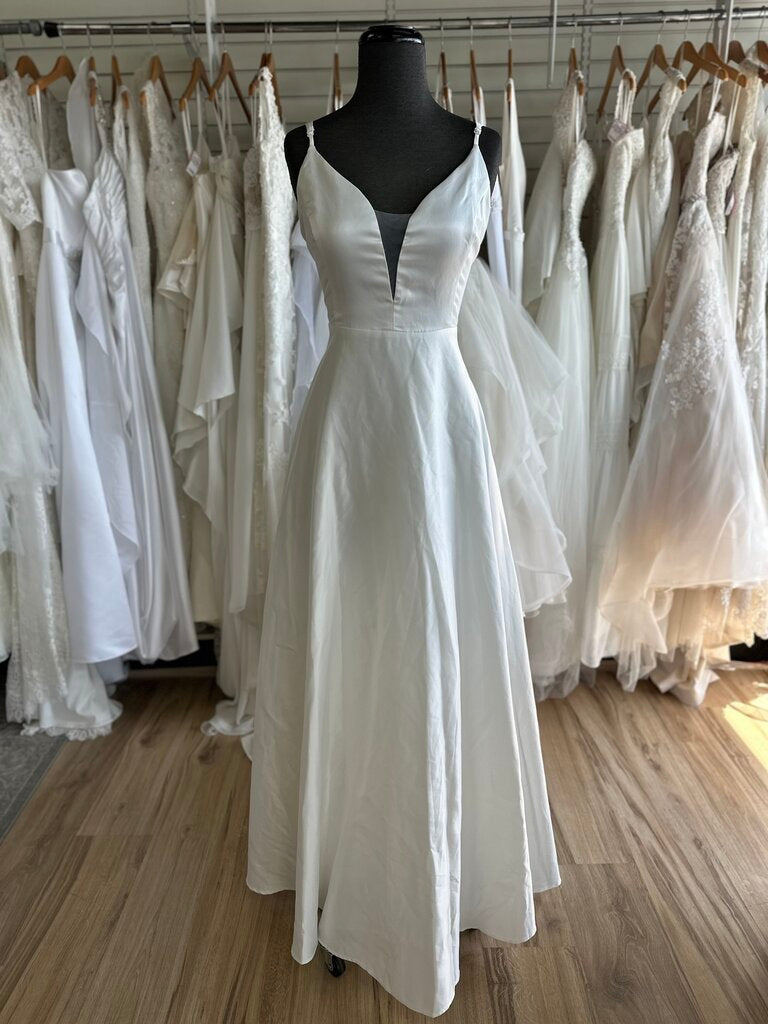 Lulus Ivory Simple A Line Bridal Gown Extra Large