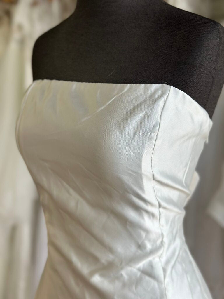 Lulus Ivory Strapless A Line Bridal Gown Extra Large