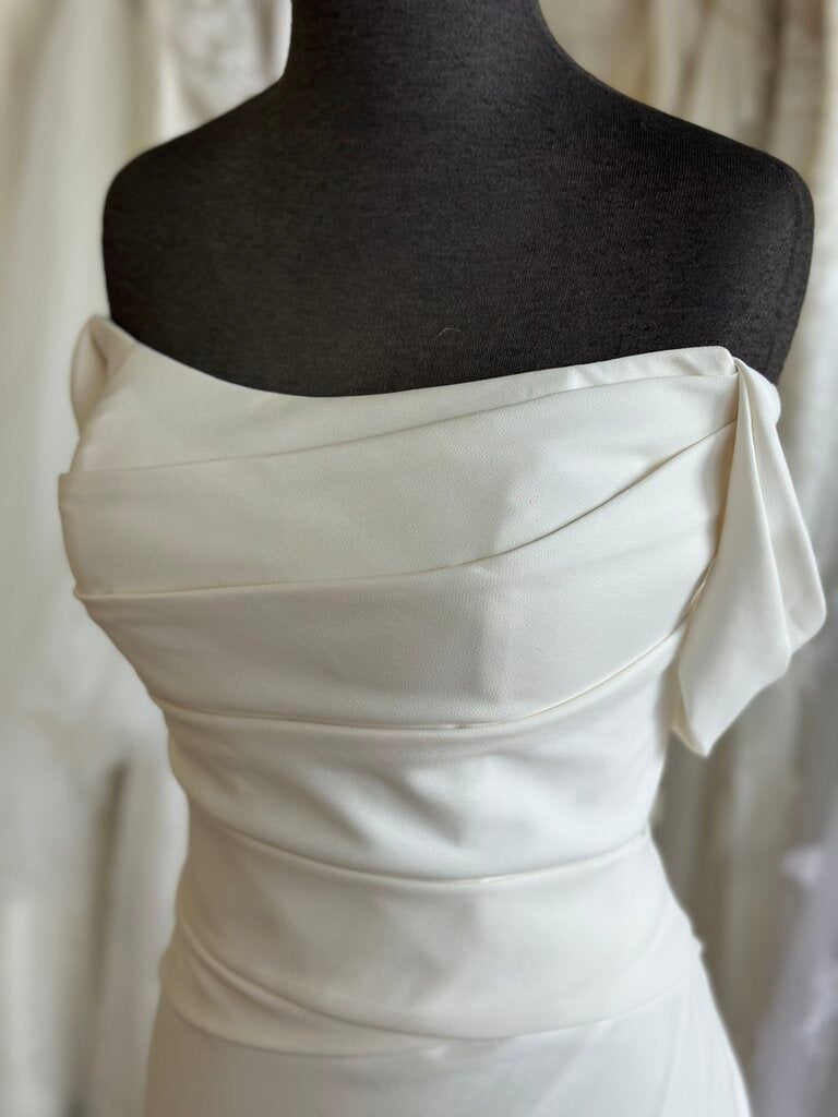 Ruched Off The Shoulder Crepe Wedding Dress 14/16P