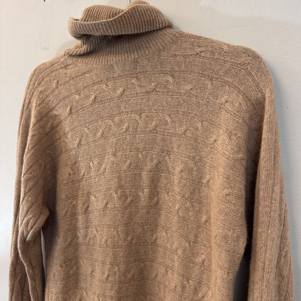 Bianco and Blu Brown Cable Knit Turtleneck Sweater Small