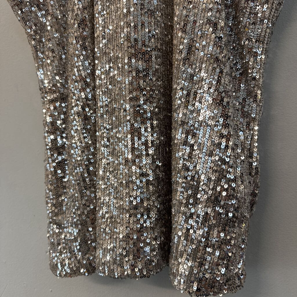 Cable and Gauge Beige/ Silver Sequin High Neck Tank Top Medium
