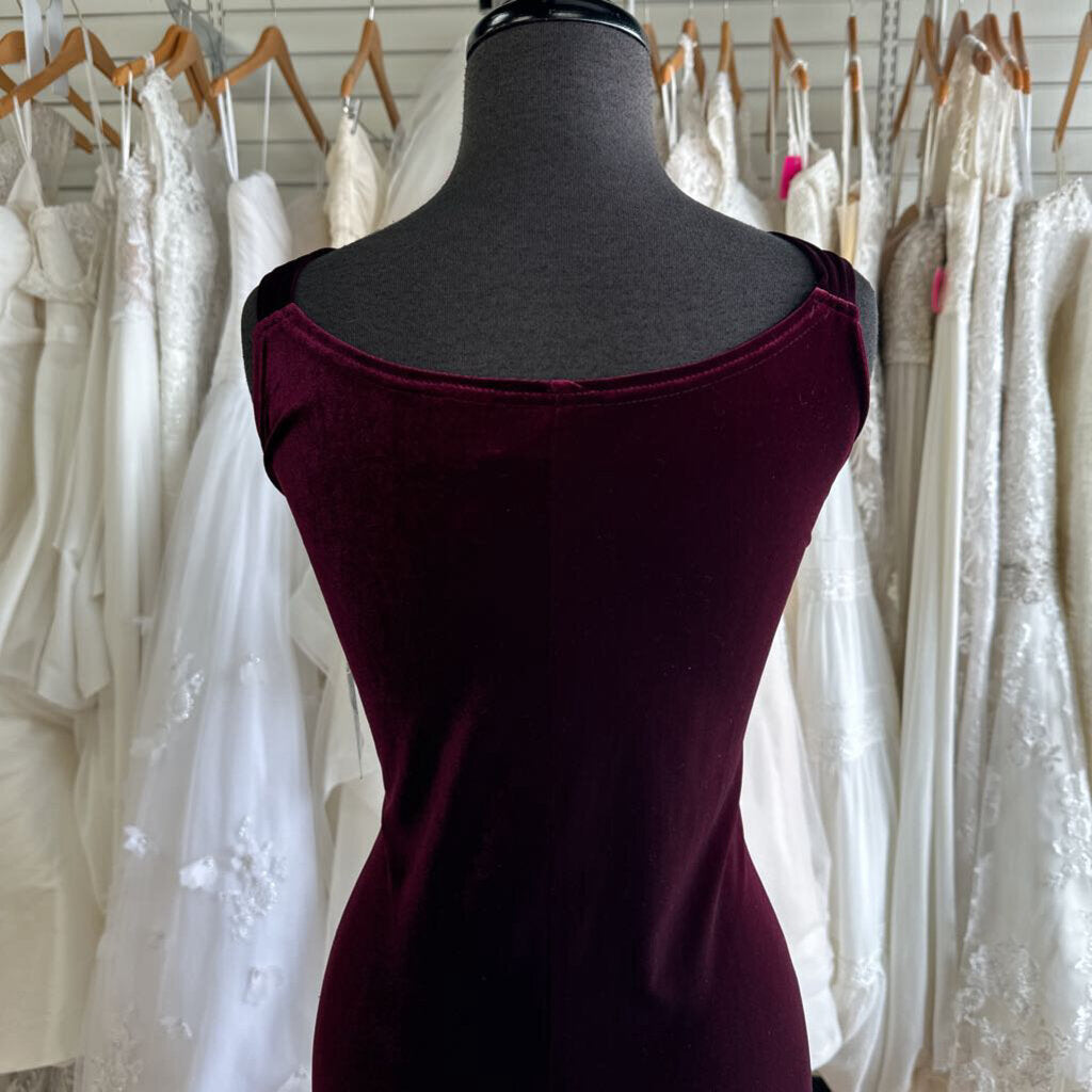 Fashion Bug Burgundy Velvet Long Formal Dress 16