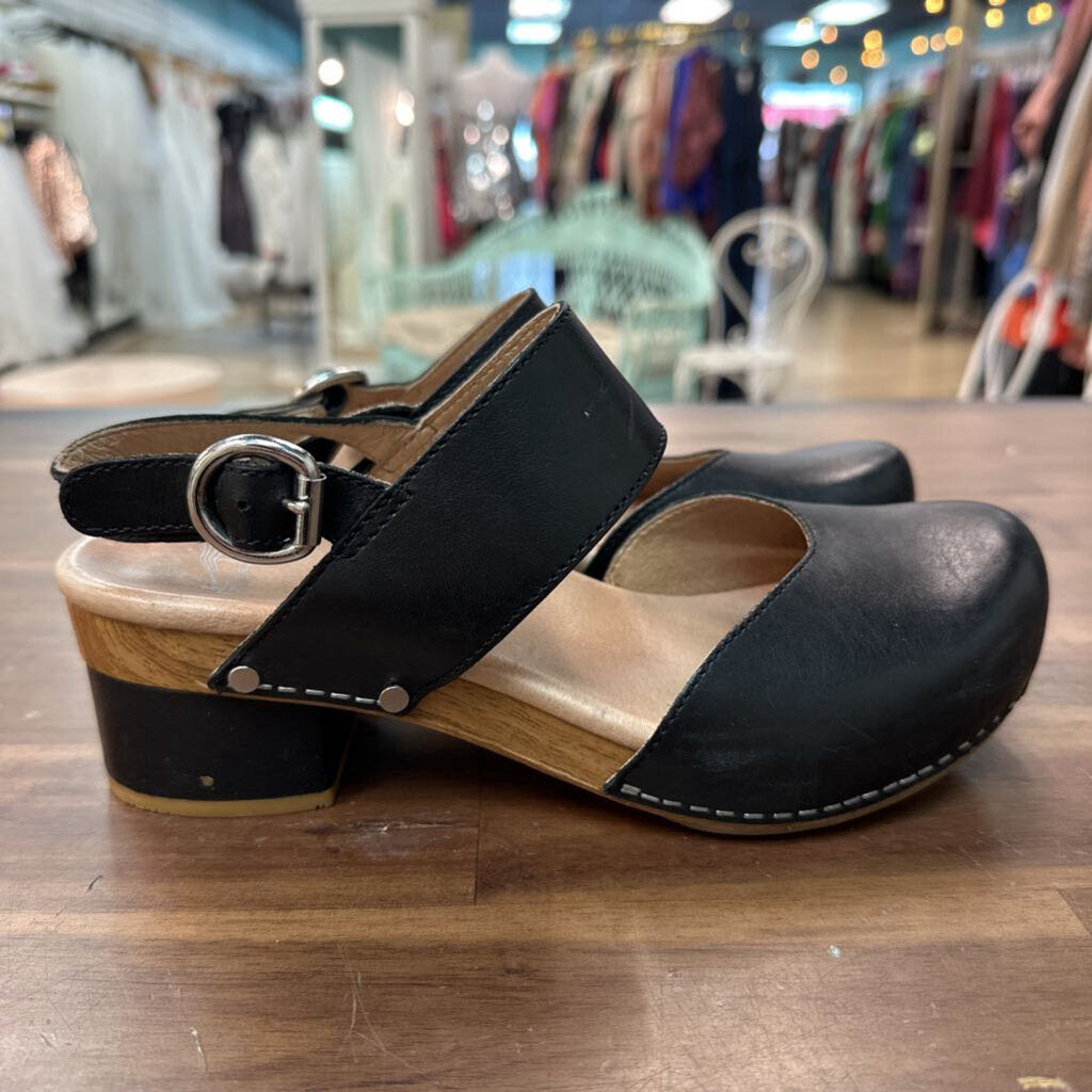 Dansko Black Malin Clog Shoes 38