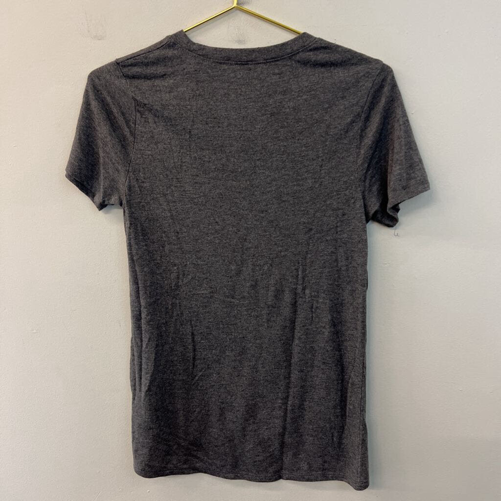 Friends Grey Short Sleeve Graphic Tee Medium