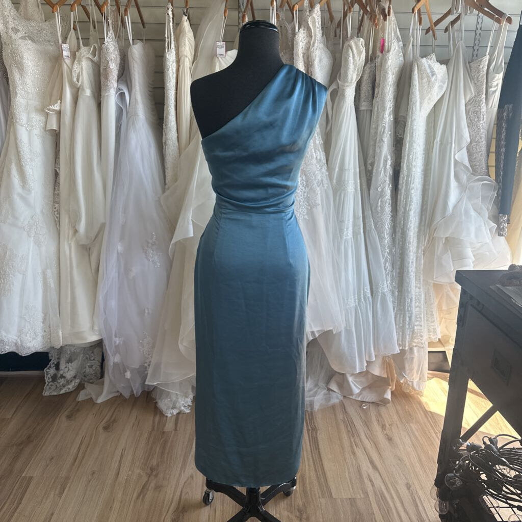 Elliatt Blue Silky One Shoulder Midi Dress Large