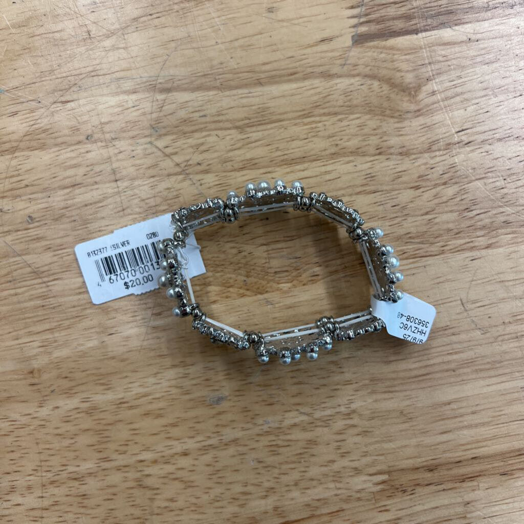 Silver/ Pearl Stretchy Bracelet