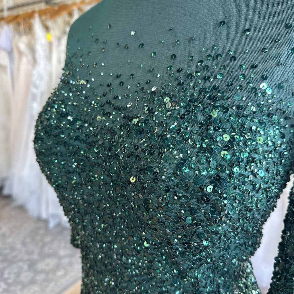 Adrianna Papell Green Sequin Long Sleeve Long Formal Dress 16