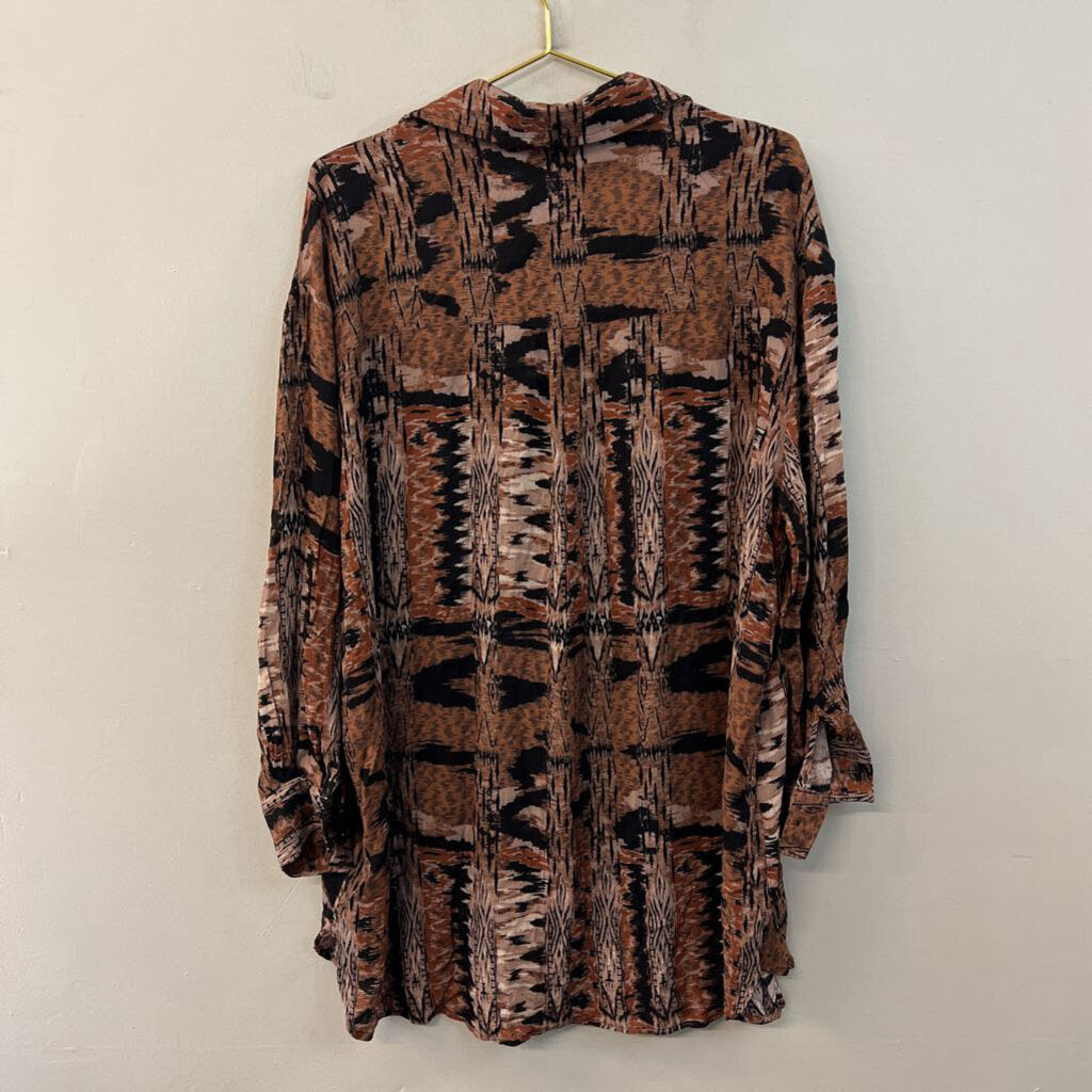 Vici Brown/ Black Print Long Sleeve Button Down Top Large