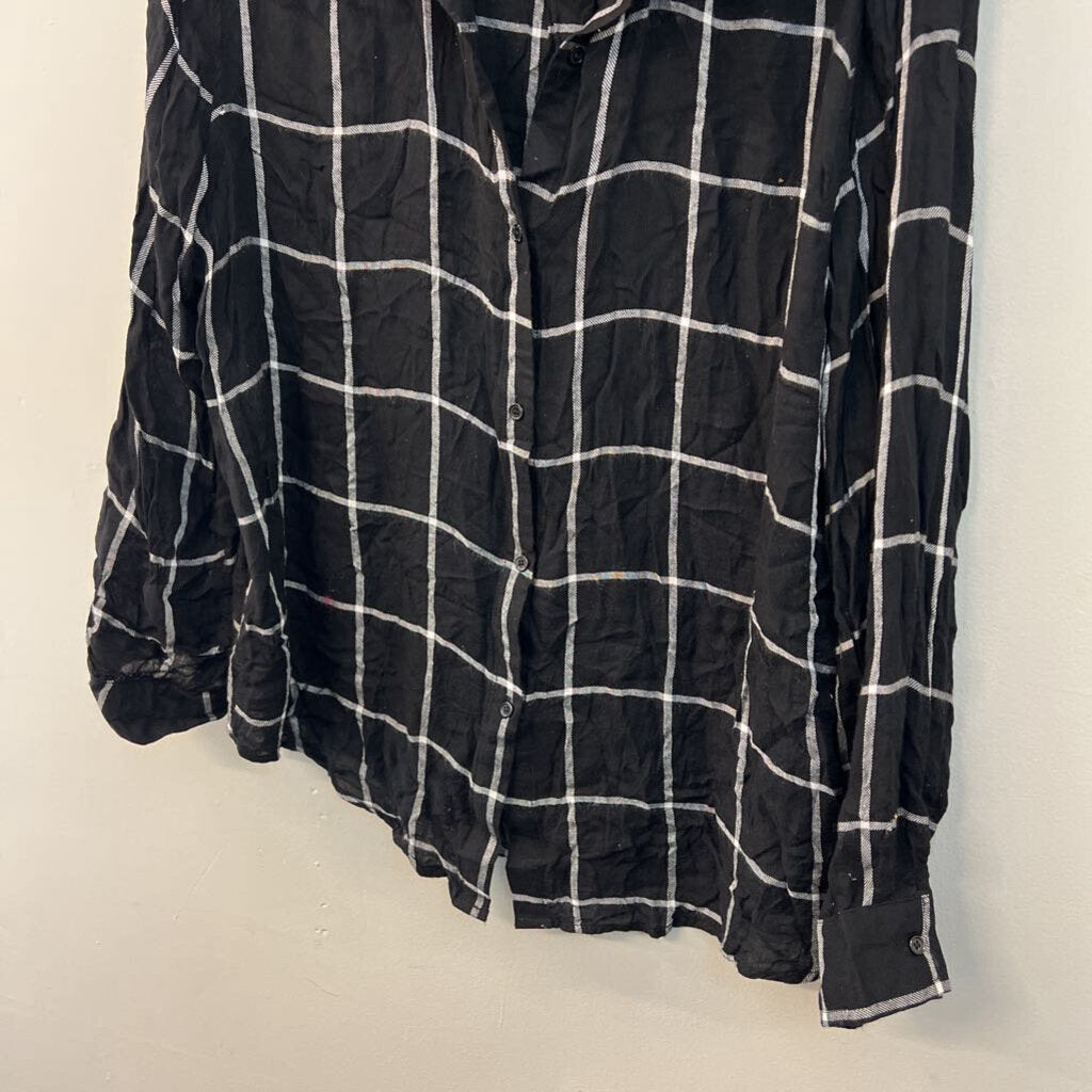 Vici Black/ White Plaid Long Sleeve Button Down Top Extra Large