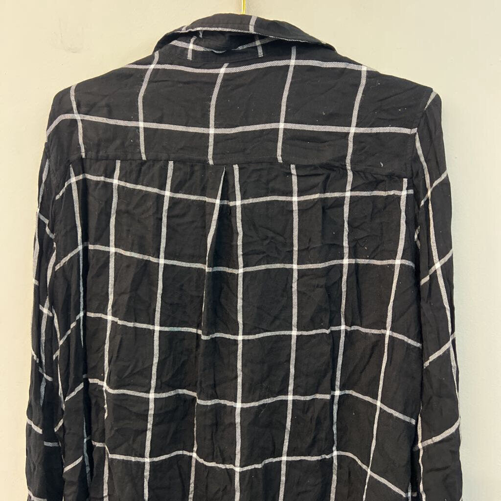 Vici Black/ White Plaid Long Sleeve Button Down Top Extra Large