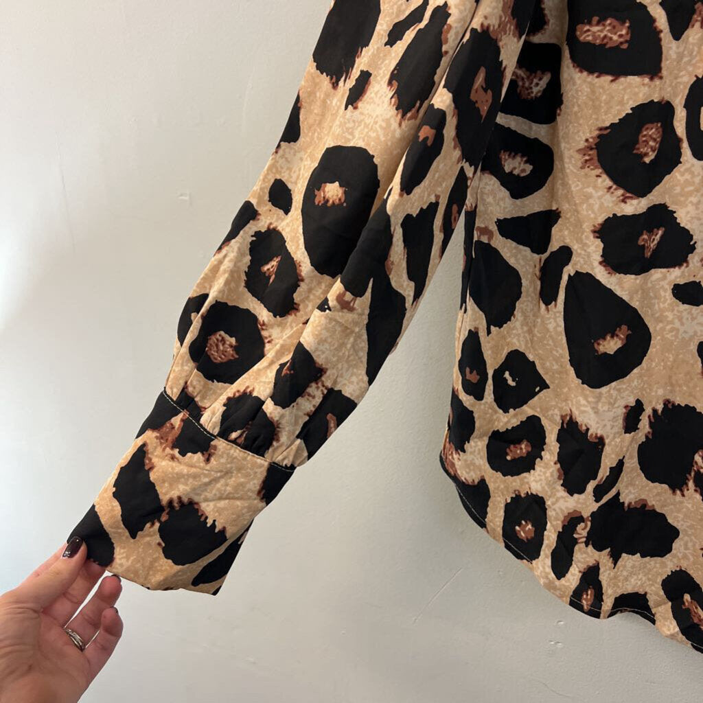 BTFBM Brown/ Black Leopard Print Silky Long Sleeve Button Down Top Large