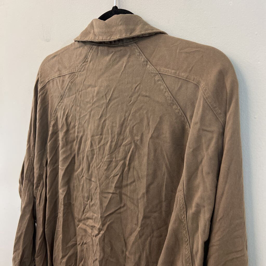 Hem and Thread Olive Long Sleeve Button Down Top Large