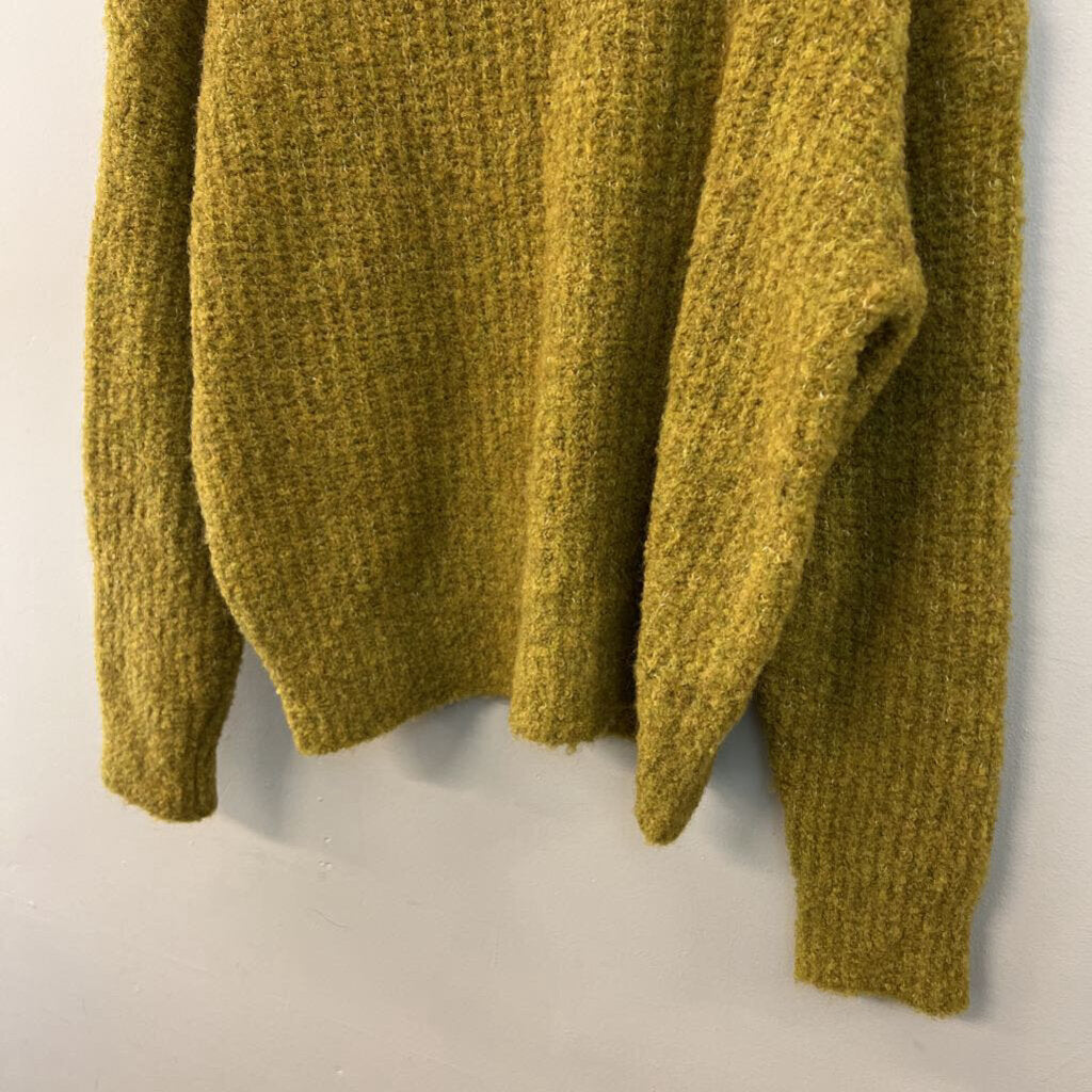 Sweet Rain Green Knit Long Sleeve Sweater Medium