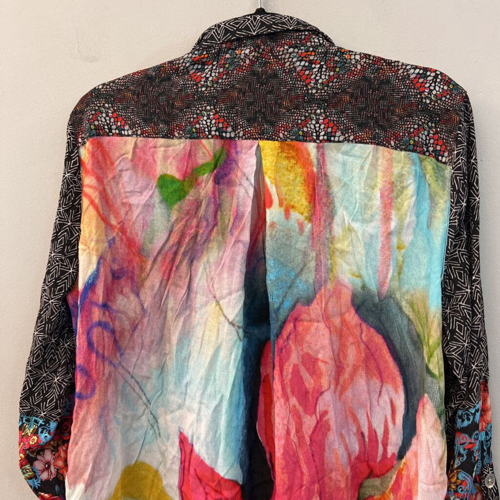 John Mark Black/ Multi Print Long Sleeve Button Down Tunic Top Large