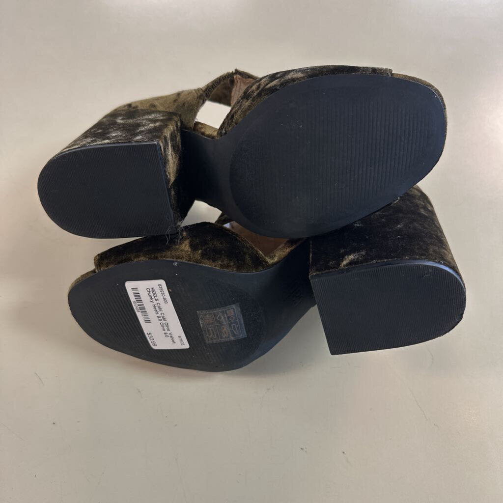 Cabi Olive Velvet Chunky Heels 9.0