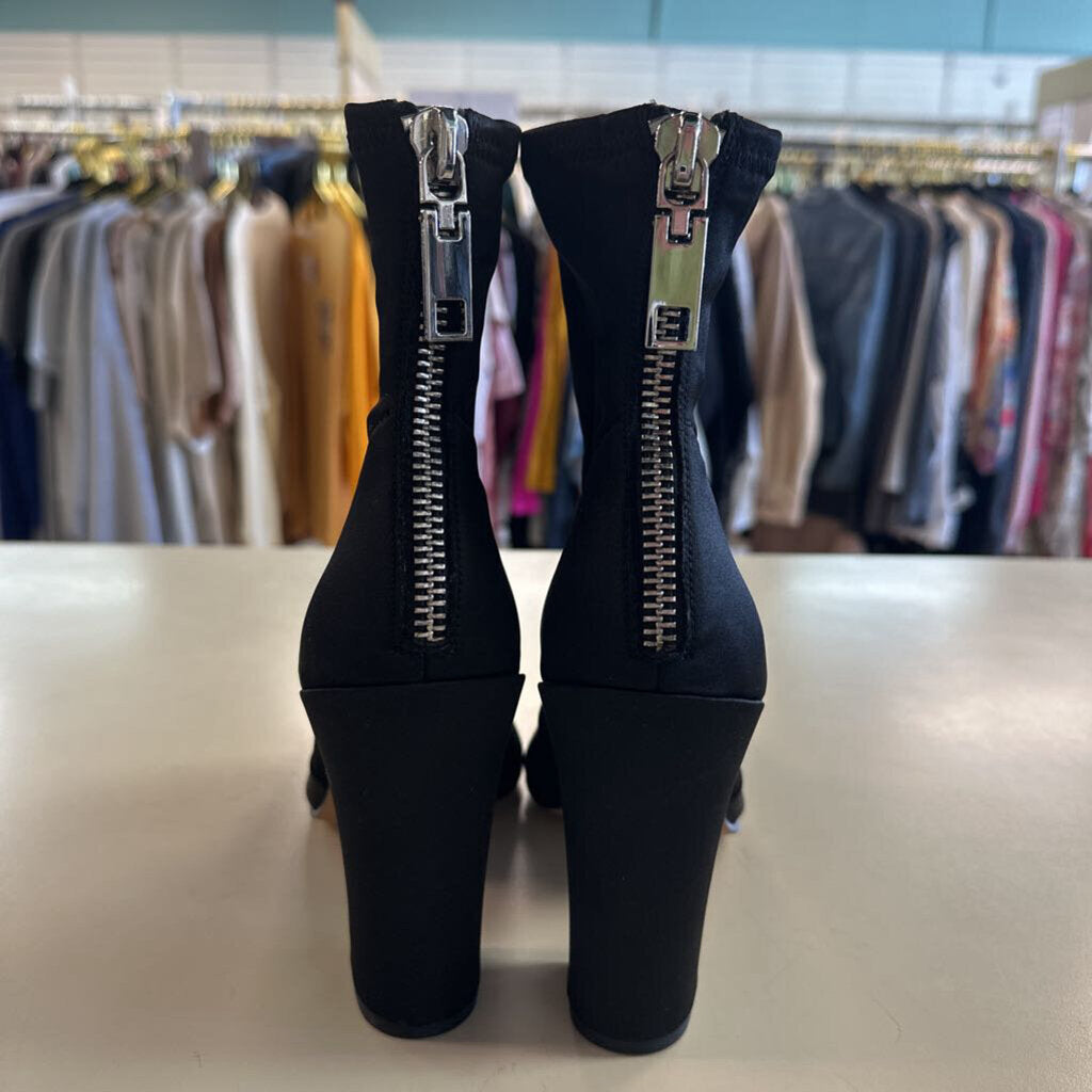 Dolce Vita Heeled Sock Boots 8.5