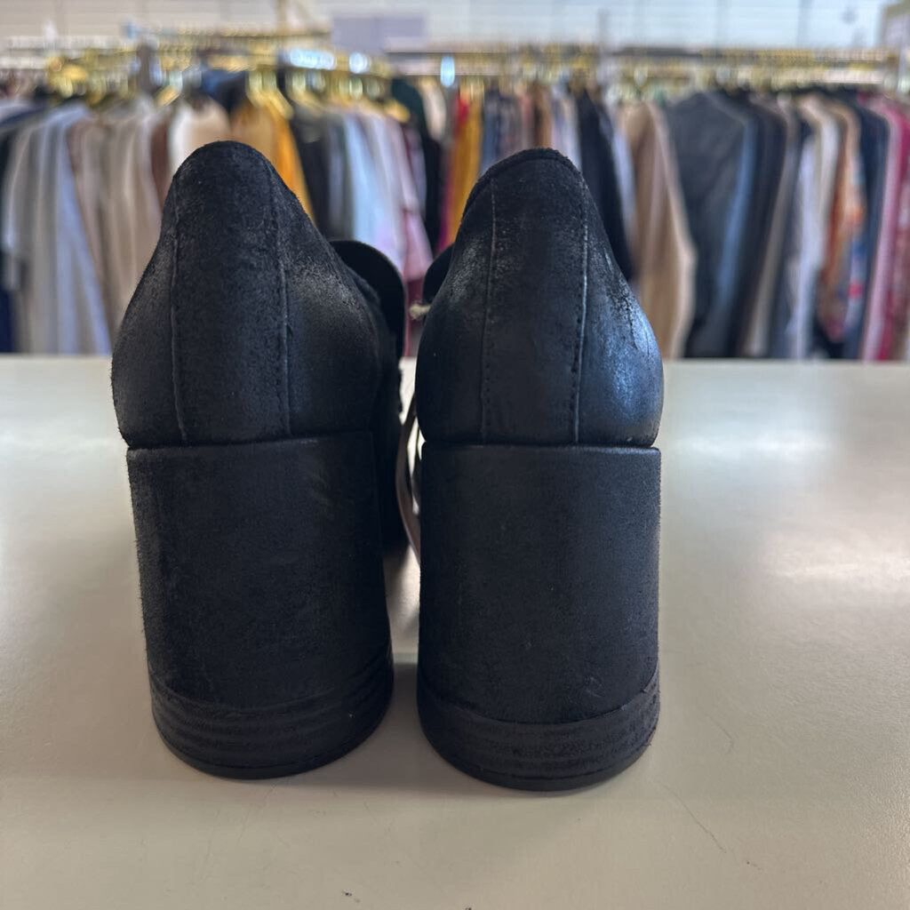 A.S. 98 Black Suede Heeled Shoes 38