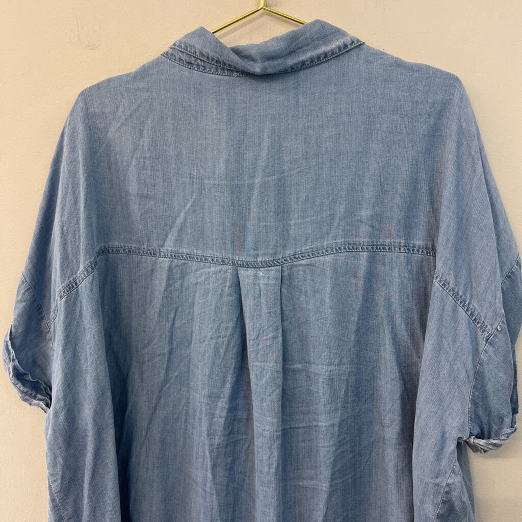 Bibi Blue Short Sleeve Chambray Button Down Top Extra Large