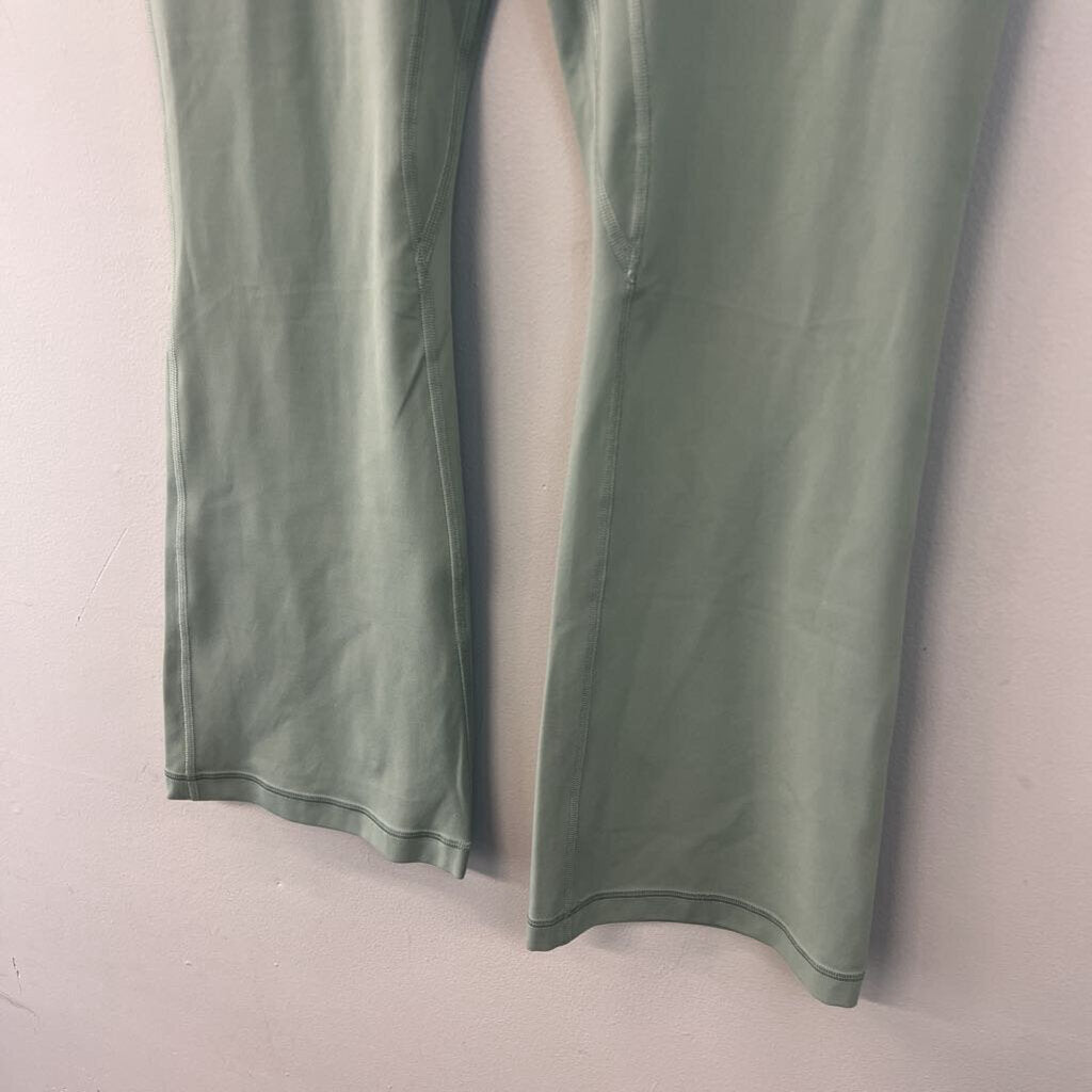 Lululemon Green Flare Leggings 12