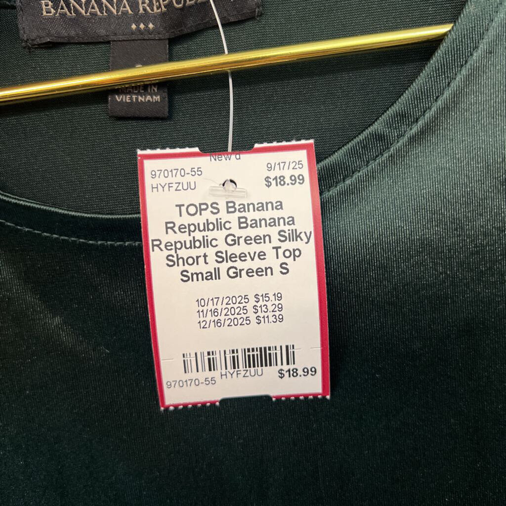 Banana Republic Green Silky Short Sleeve Top Small