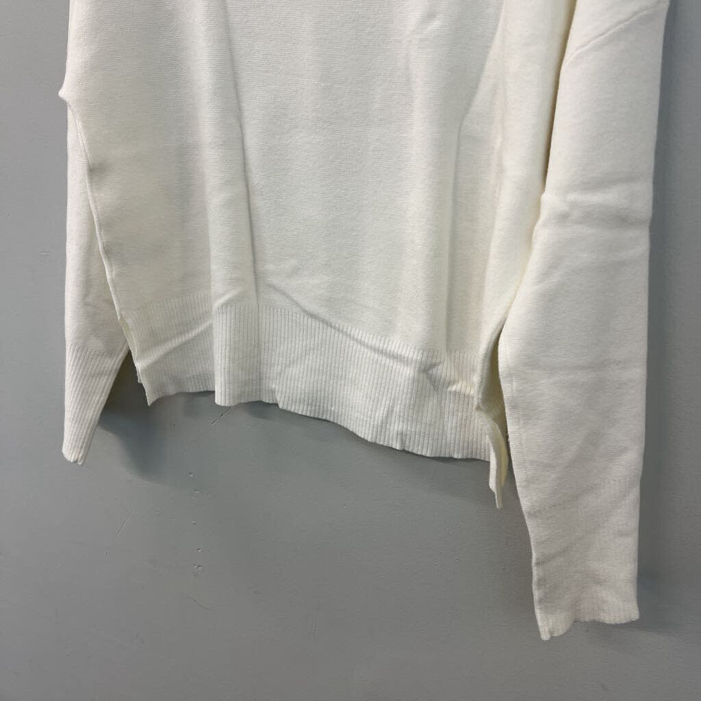 Truth by Republic Soft White Long Sleeve Sweater Top Medium