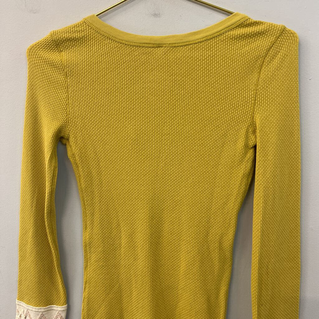 Free People Green Textured Embroidered Detail Long Sleeve Top Small