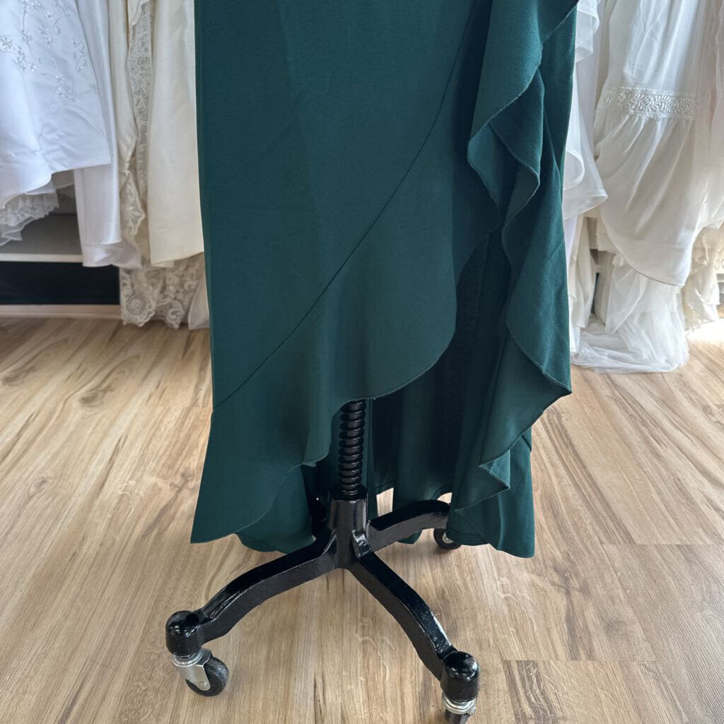 Woosea Green High Neck Ruffle Detail Long Formal Dress Extra Large